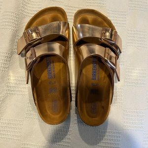 Like new rose gold Birkenstocks with white bottom size 38